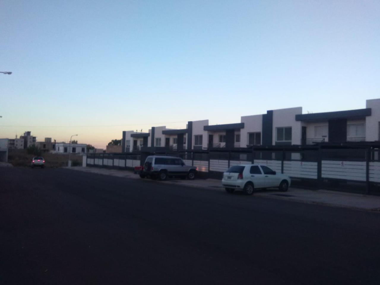 Departamentos Boutique De Disenador " Terraza 26 " - Cochera - Vista A La Montana - Cancelacion Gratuita - Sin Pagar Por Adelantado 门多萨 外观 照片