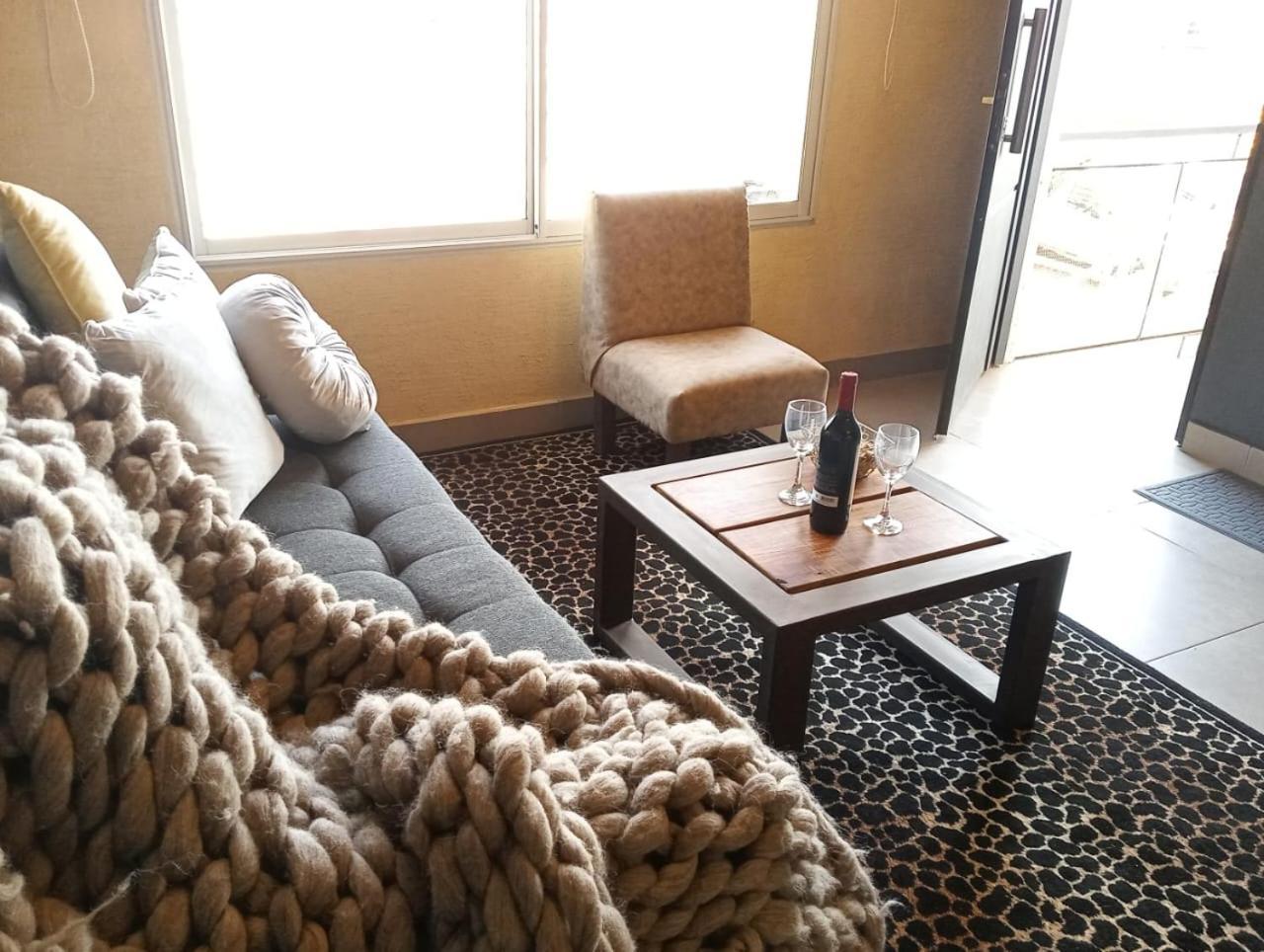 Departamentos Boutique De Disenador " Terraza 26 " - Cochera - Vista A La Montana - Cancelacion Gratuita - Sin Pagar Por Adelantado 门多萨 外观 照片
